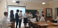 В школах Сухума продолжается неделя русского языка и литературы, английского языка